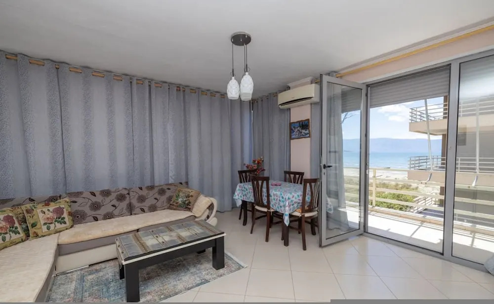 The Blue Apartment 2BR Balcony Seaview