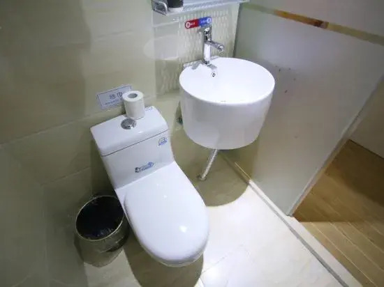Qingzhu Sanyi Select Hotel (Shanghai Dahua Zhonghuan No. 1 Store)