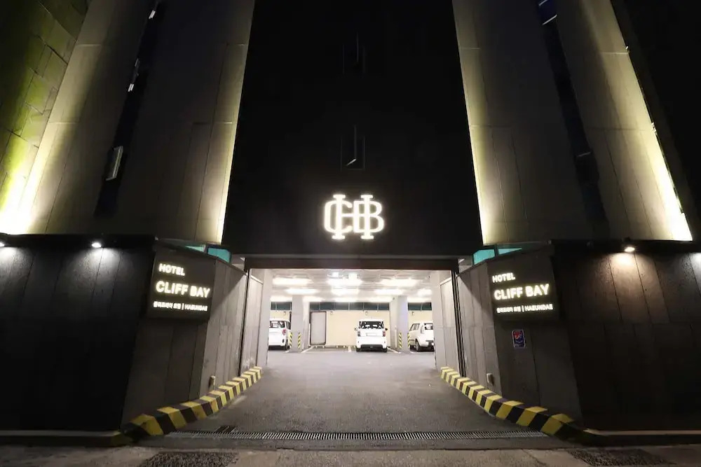 Ciffbay hotel