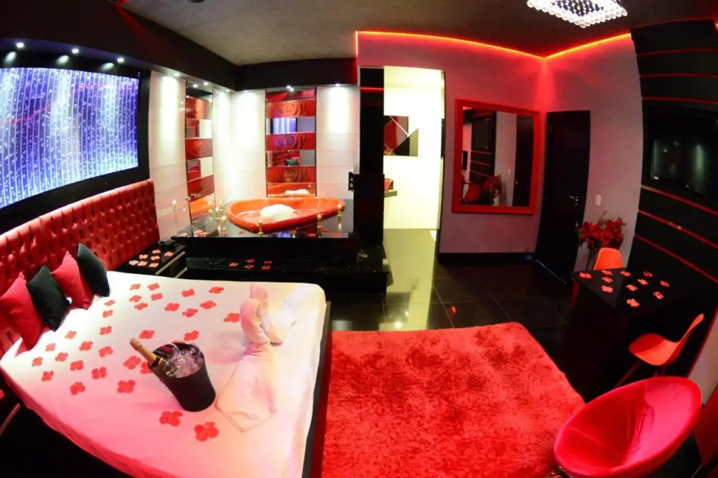 Helus Motel