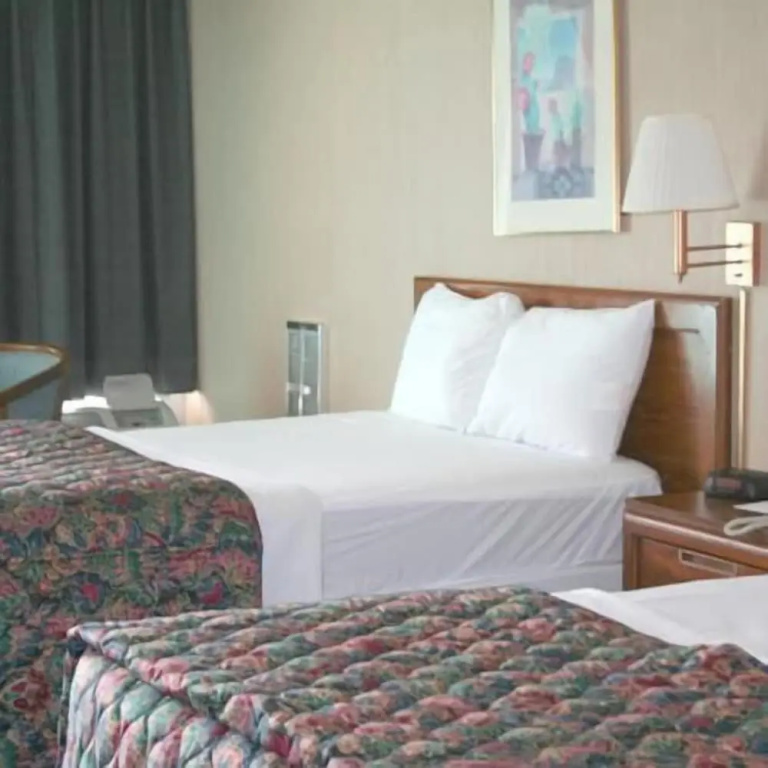 Ridge Crest Hotel