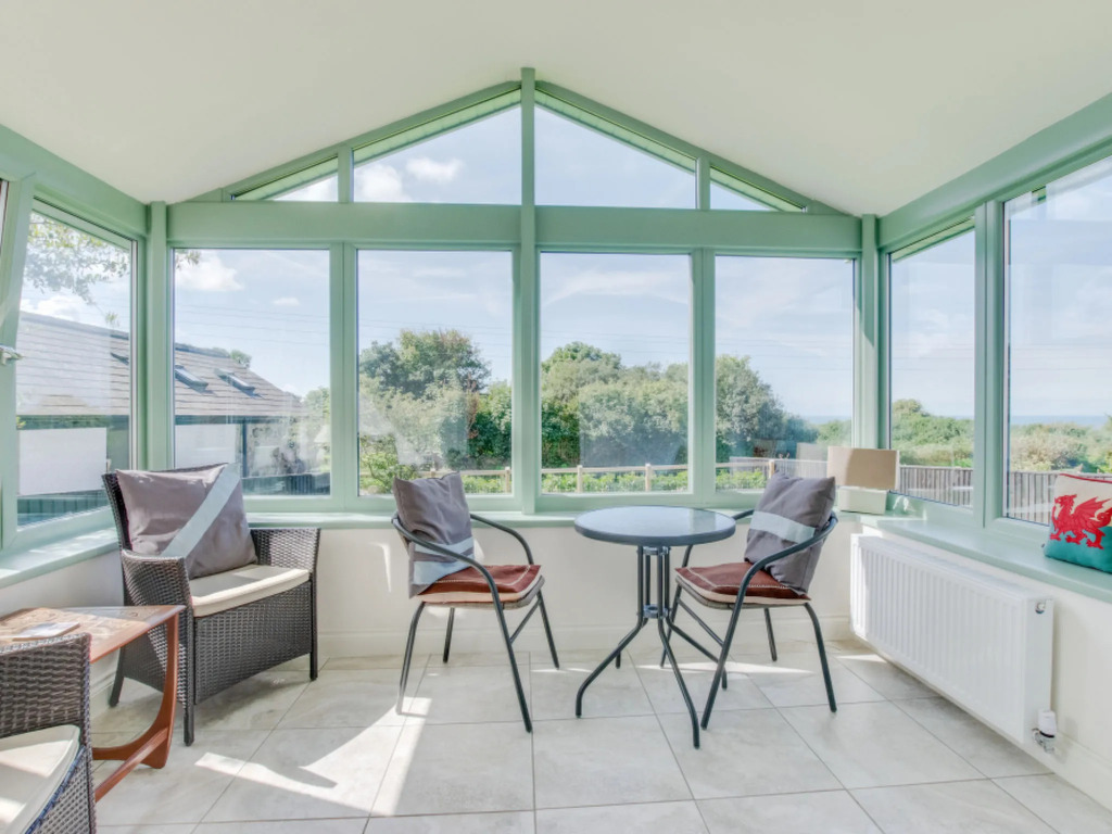 2 Bed in St Davids oc-30269