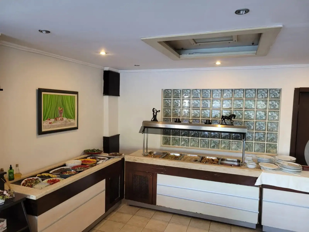Carna Garden Hotel