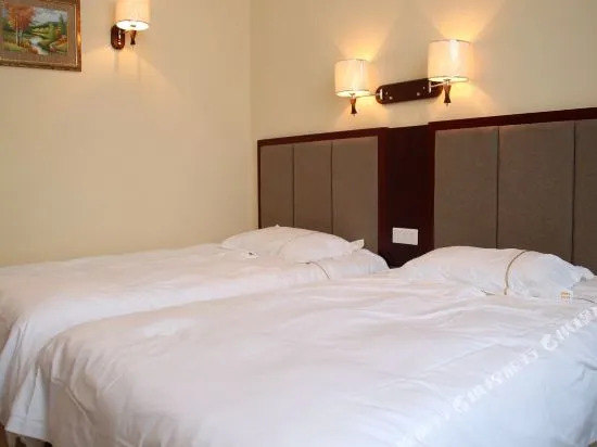Huangguan Holiday Hotel
