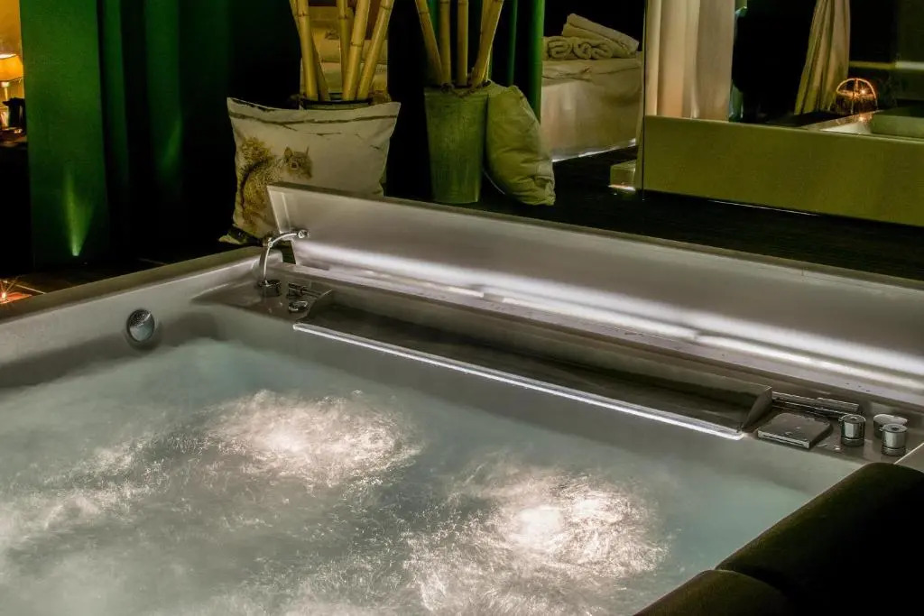 Golden Suites & Spa