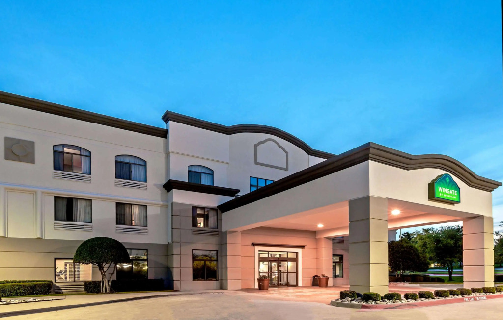 Comfort Inn & Suites Irving Las Colinas DFW