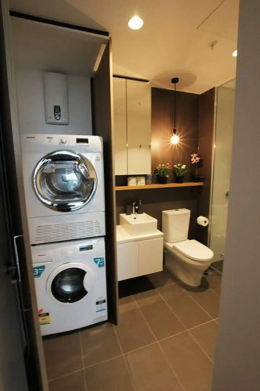 Carlson CBD Apartments