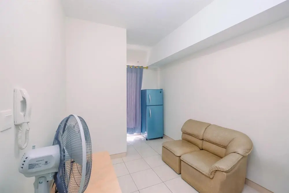 2BR Apartment with Minimalist Style at Springlake Summarecon