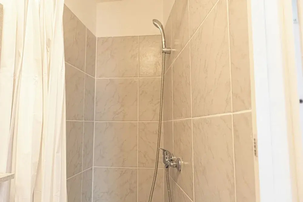 Affordable 3BR Apt near Hauptbahnhof