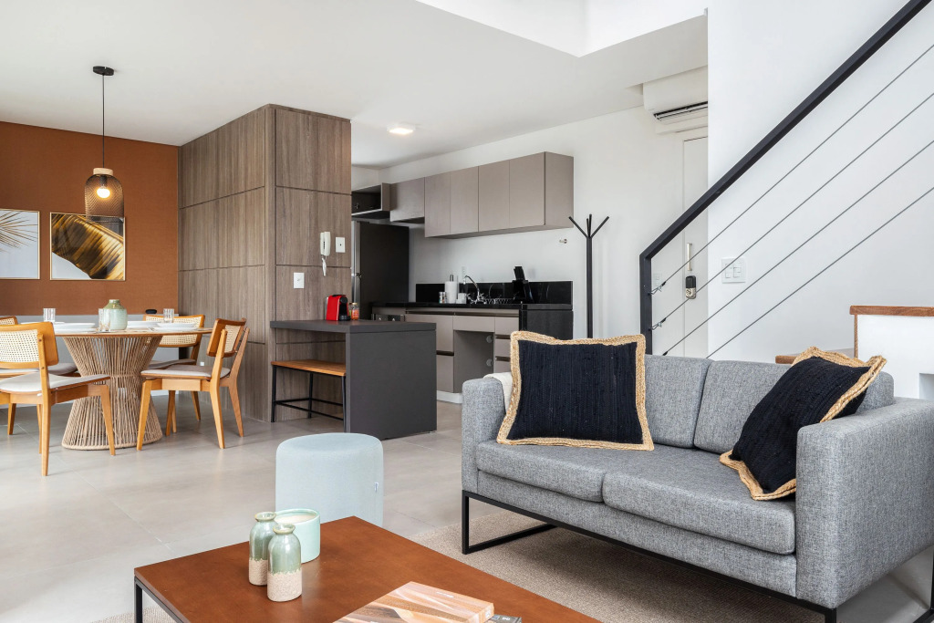 Duplex completo com terraço privativo | Jardim Paulista