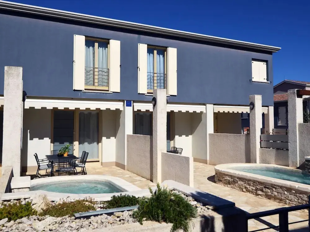 Villa Blue