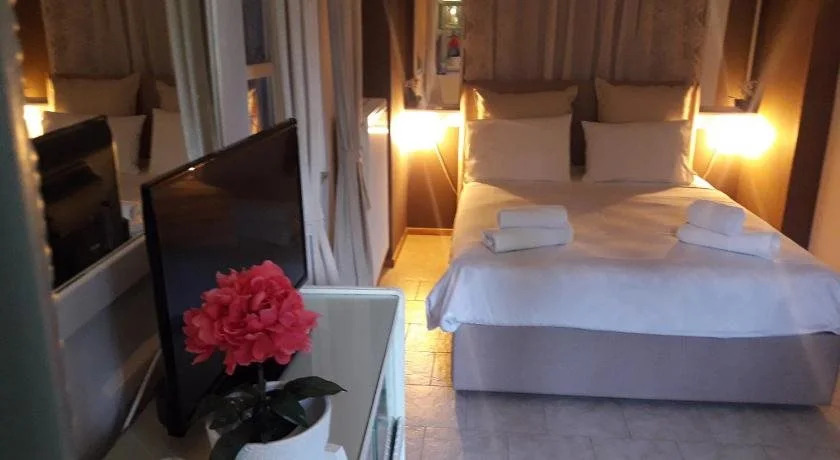 Aigaion Guesthouse
