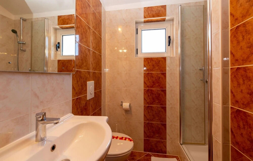 Awesome Home In Starigrad