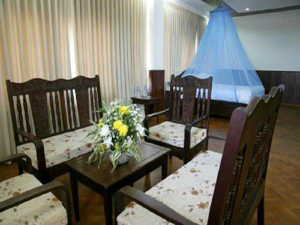 KMA 115 Miles Hotel