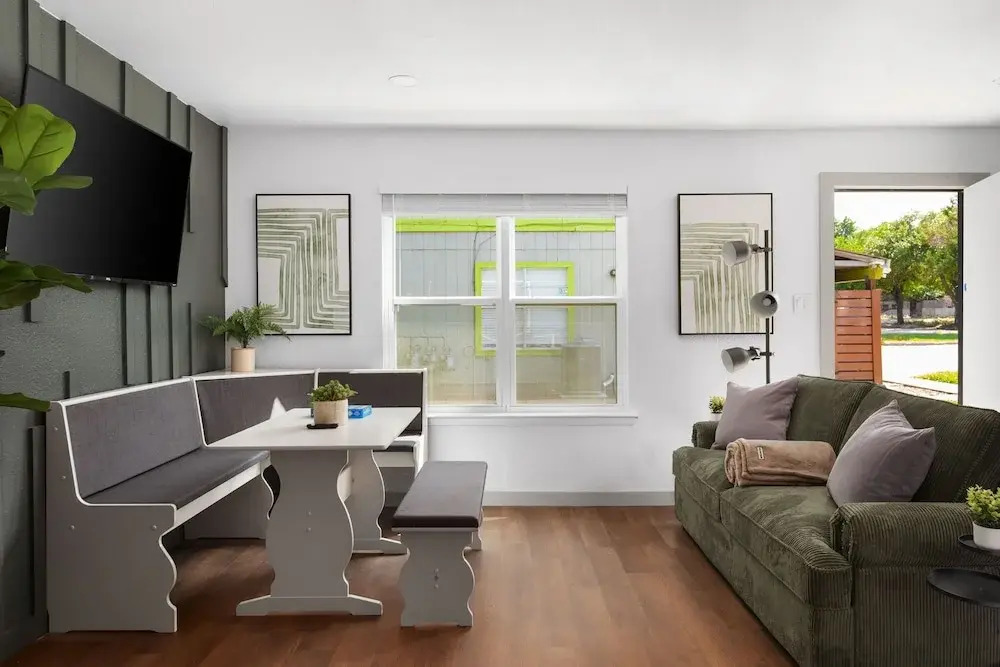 Rare 2BR in Prime Location
