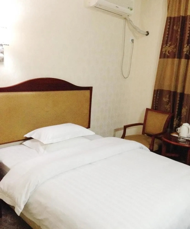 Guangzhou Jinlu Hotel