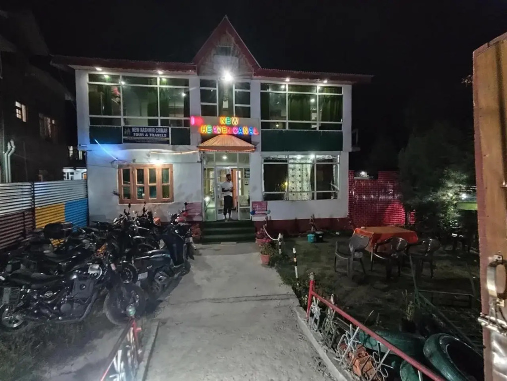 Hotel Heaven Canal