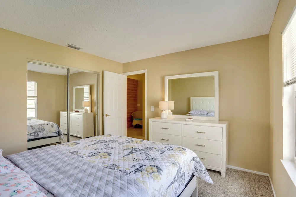 Pet-friendly Port St Lucie Home - 7 Mi to Beaches!