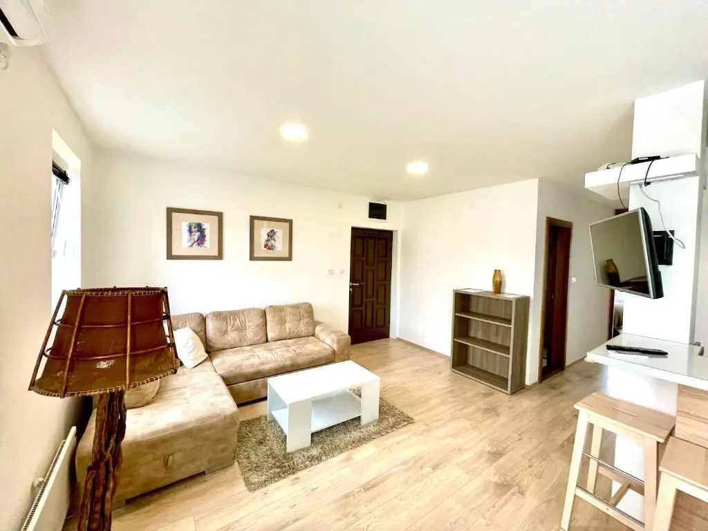 Cozy apartments in Belgrade, Čukarica, Železnik, free parking and WiFi