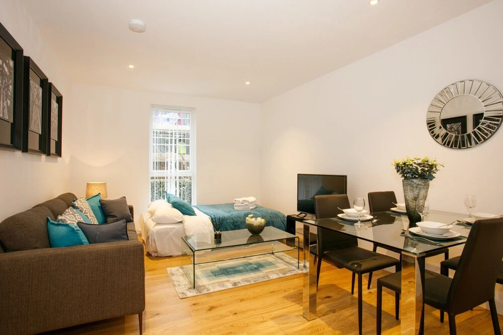 CDP Apartments Britannia Suite 2