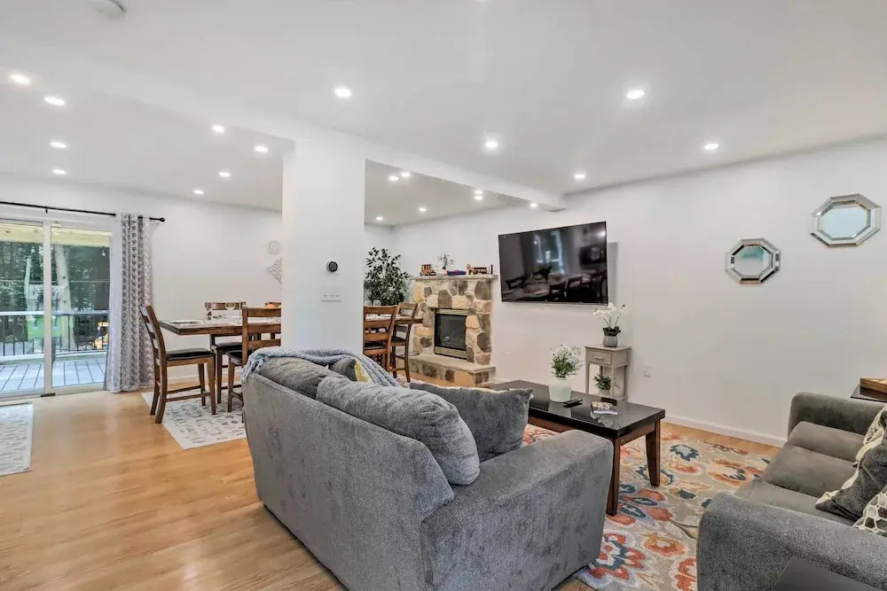 Game Room & Yard: Family Paradise in Pocono Summit