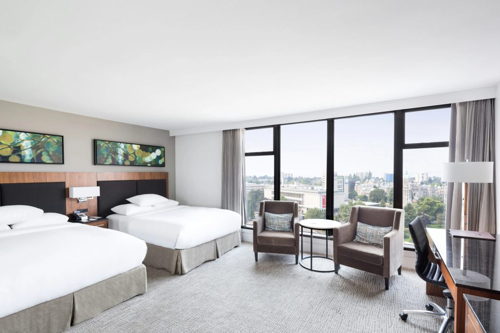 DoubleTree by Hilton Hotel & Suites Victoria
