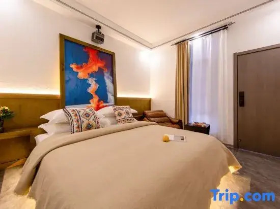 "Memories Travel Time Boutique Inn"