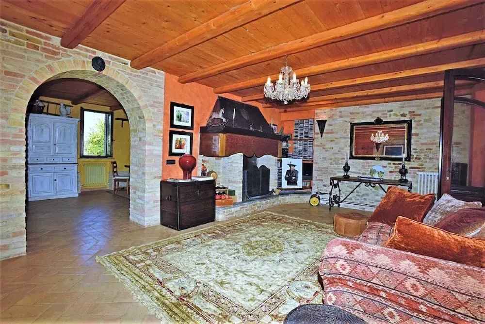 Elegant Villa in Montecosaro Italy with Hot Tub