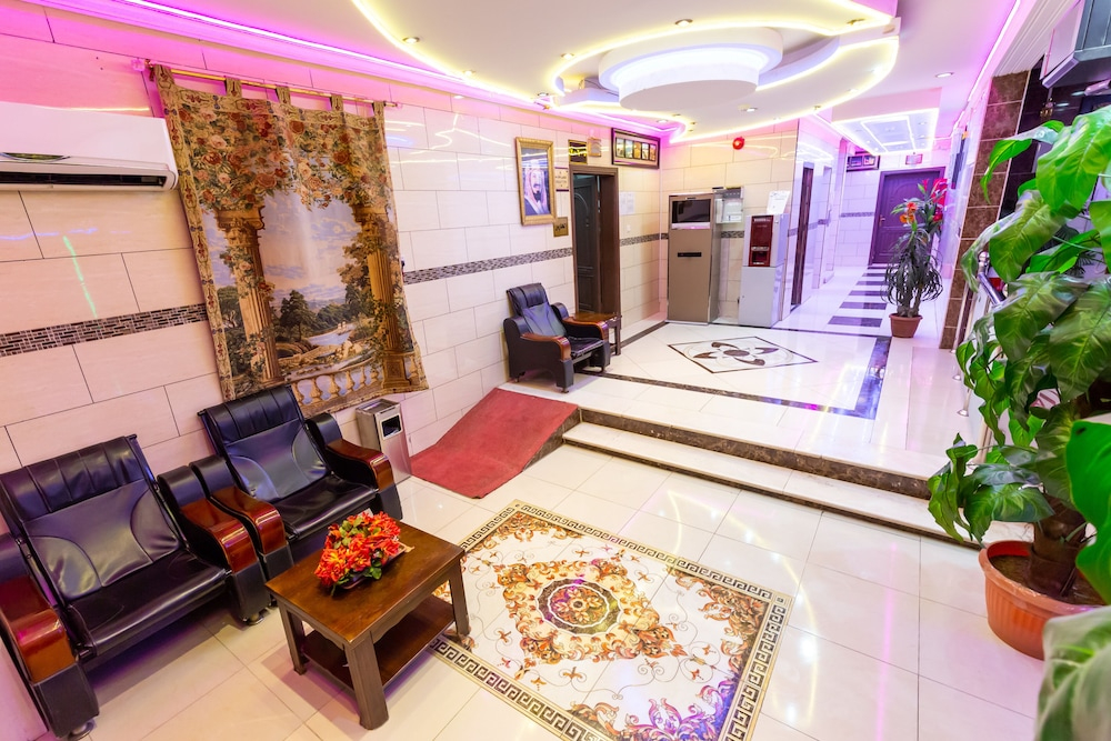 Al Eairy Furnished Apartments Jeddah 6