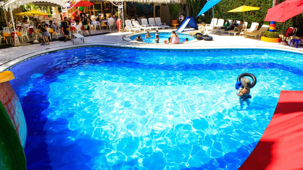 Sands Acapulco Hotel & Bungalows