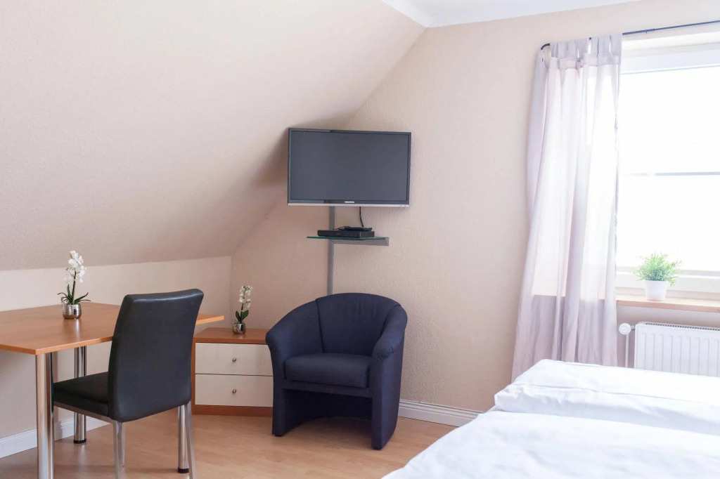 Airport Hotel One Aparthotel Sylt