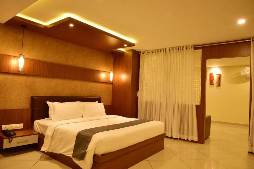 WHITE SUITE HOTEL