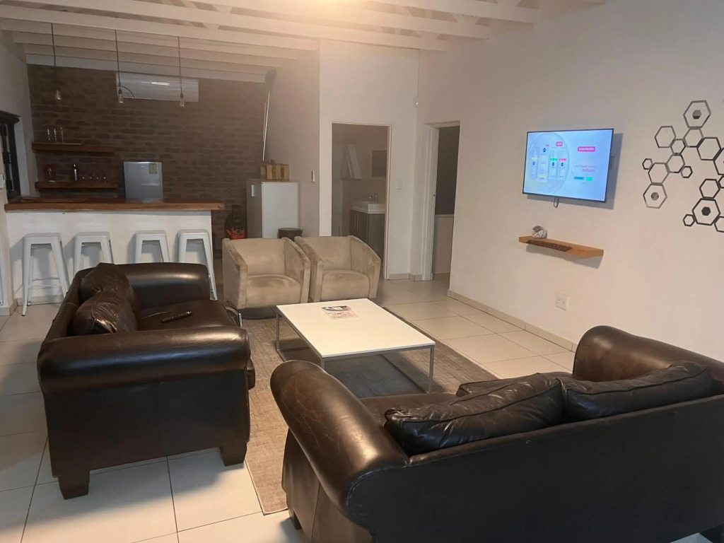 Gemsbok Place