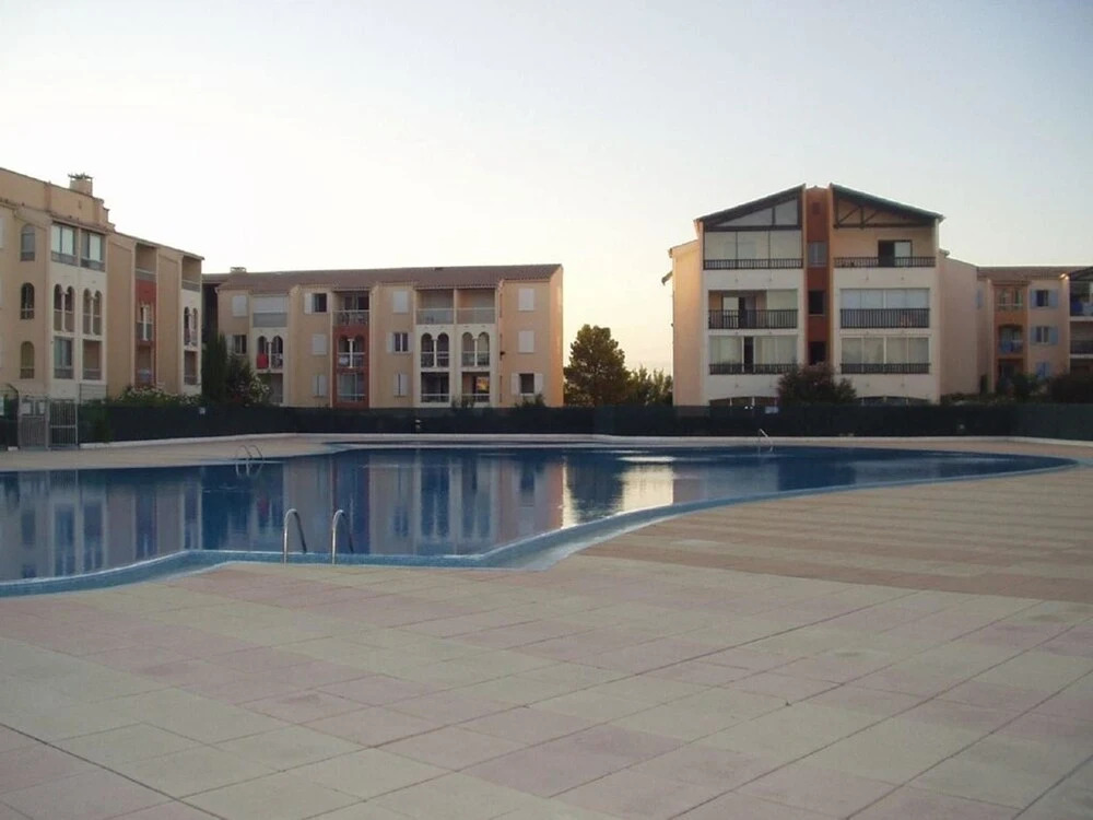 Apartment With one Bedroom in Fréjus, With Pool Access, Enclosed Garde