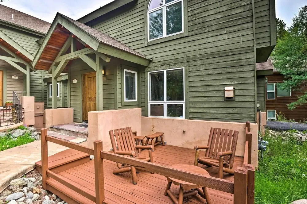 Spacious Breck Gem w/ Hot Tub: Walk to Ski Shuttle