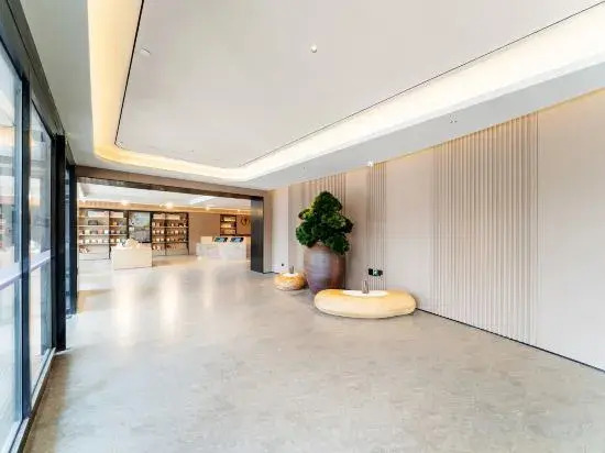 Ji Hotel (Hulunbuir Rongfu Garden Airport Branch)