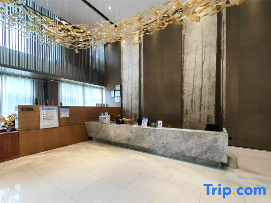 Huayue Hotel