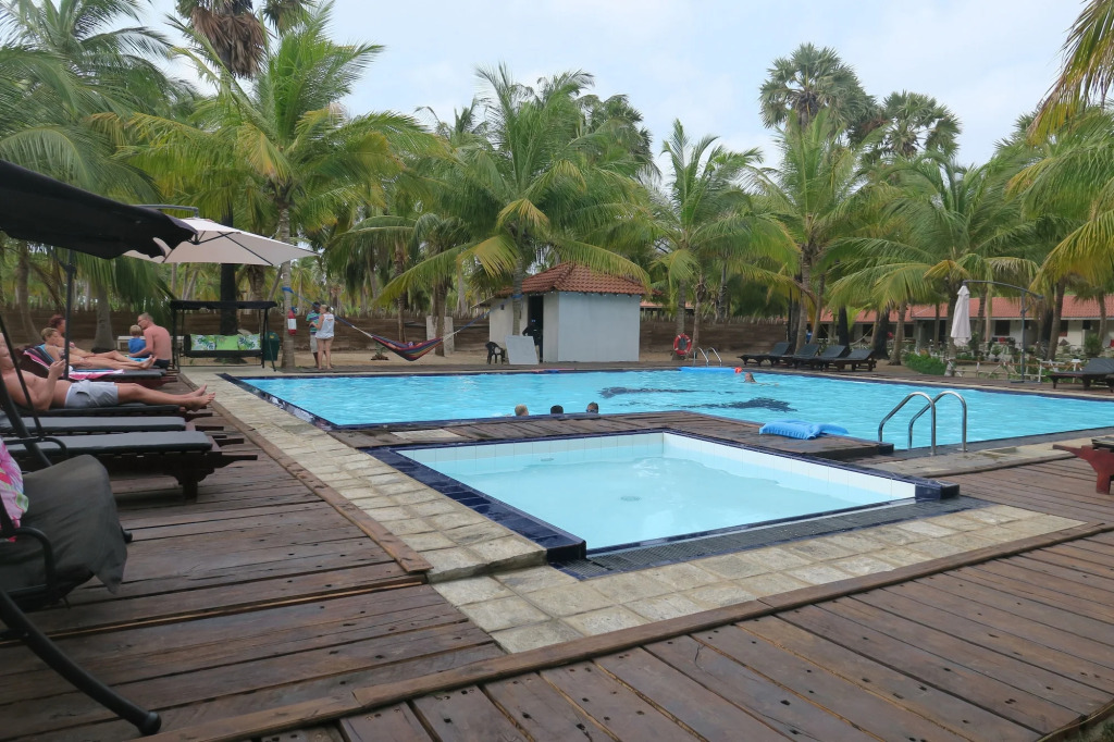 De Silva Palm Resort