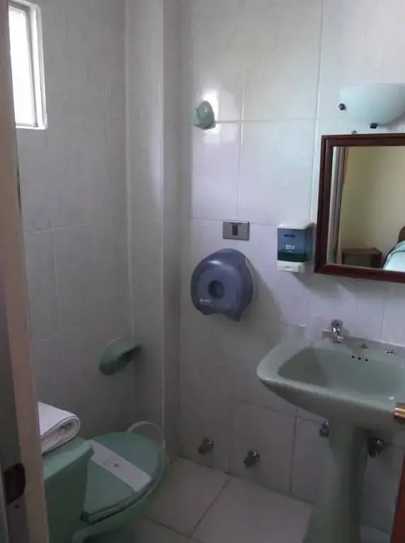 Hotel Barros Arana