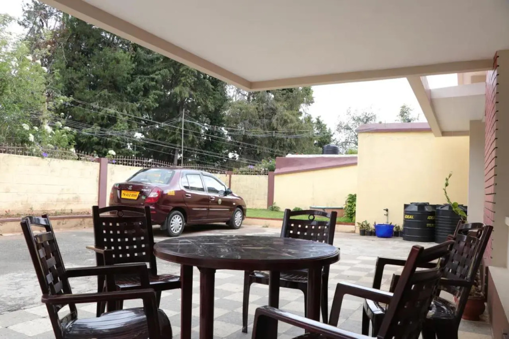 Park corner Home stay
