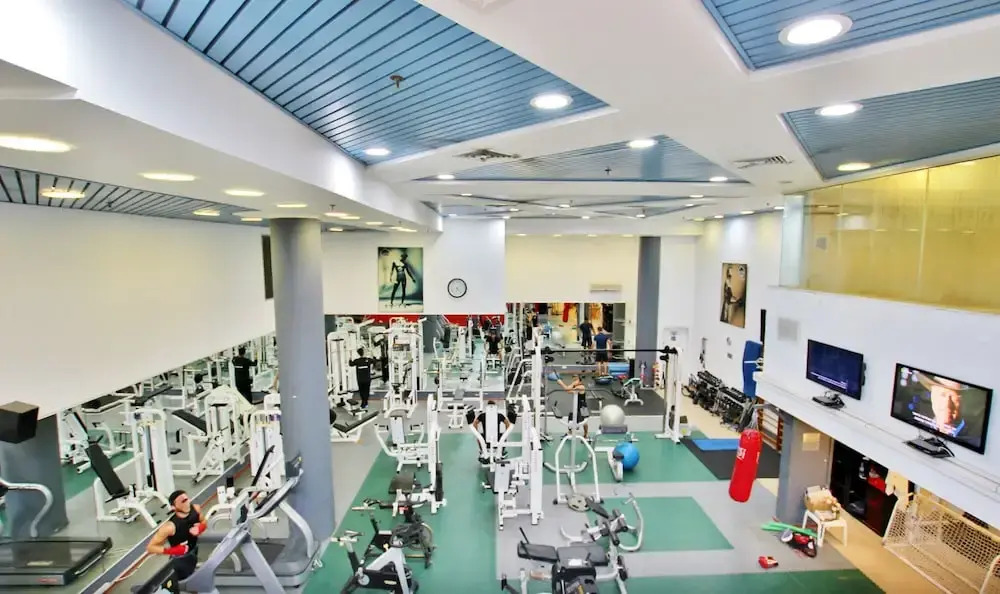 Luxurious Sea View 3BR Pool Spa and Gym
