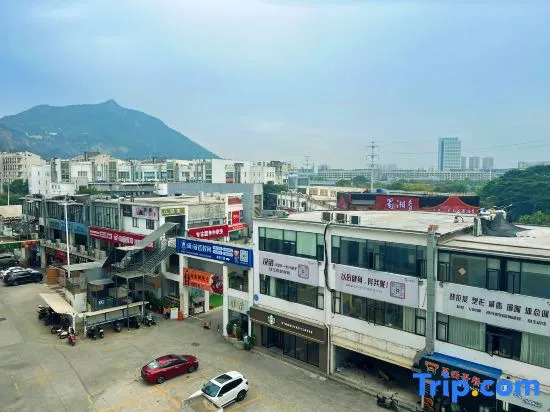 Jinjiang Metropolo Xiamen North Railway Station University Town Hotel