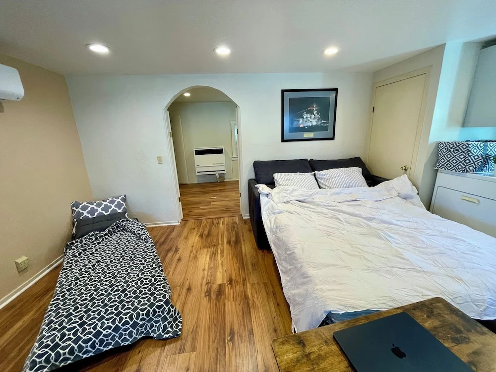 Sunnyvale Cabin