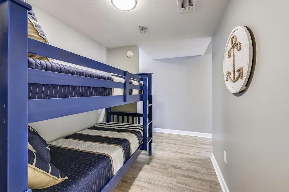 Shores Of Panama 1426 1 Bd+bunk Room, Sleeps 6. Renovated! Sunset View! Free Fun! 1 Bedroom Condo by RedAwning