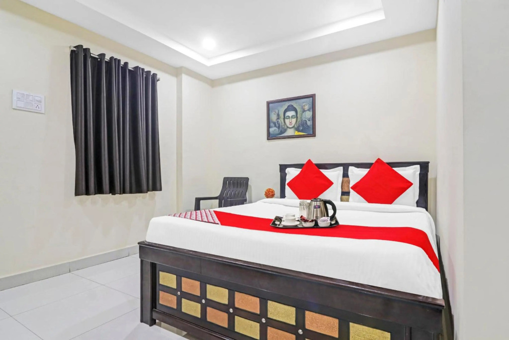 Super OYO 91014 Honey Heights