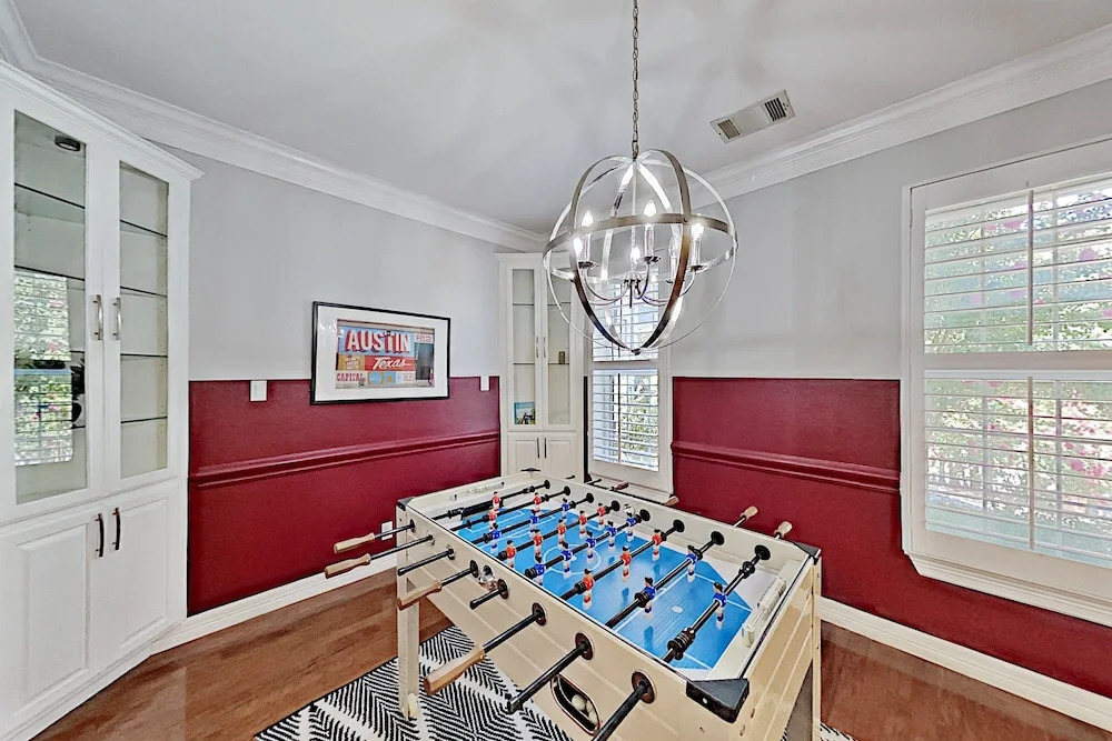 1111eriv 4 Bedroom Home