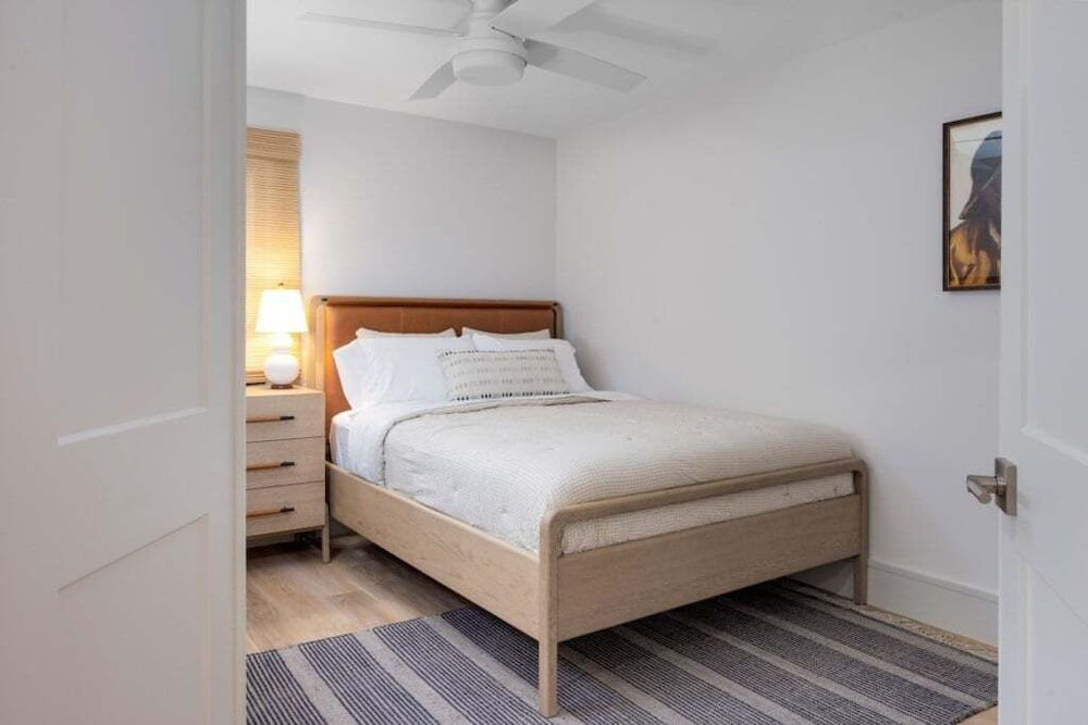 Sanddollar A302 3 Bedroom Condo
