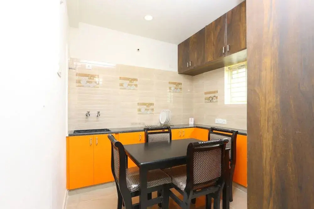 Moukthi Apartment By OYO Rooms