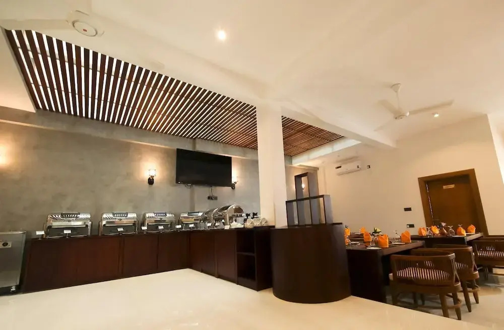 Vishwa Retreat Hotel