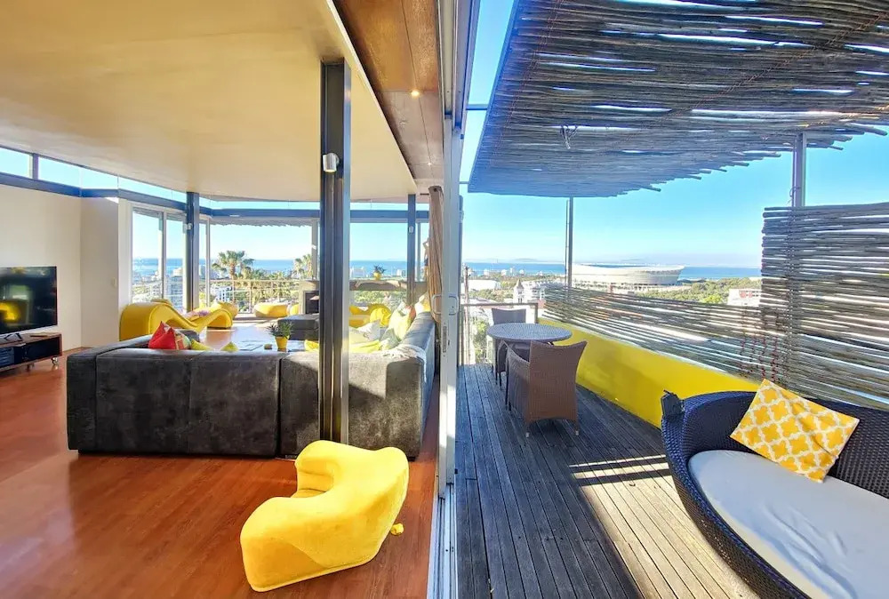 Ocean Views Open Plan Pool 3 Bed